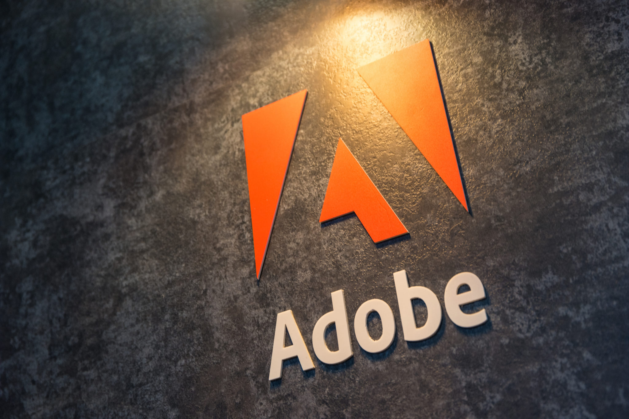 Adobe第三财季净利润6.7亿美元 同比增长59%