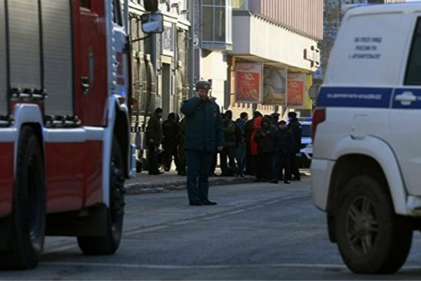 俄一联邦安全局大楼附近爆炸致4死伤 被视为恐袭