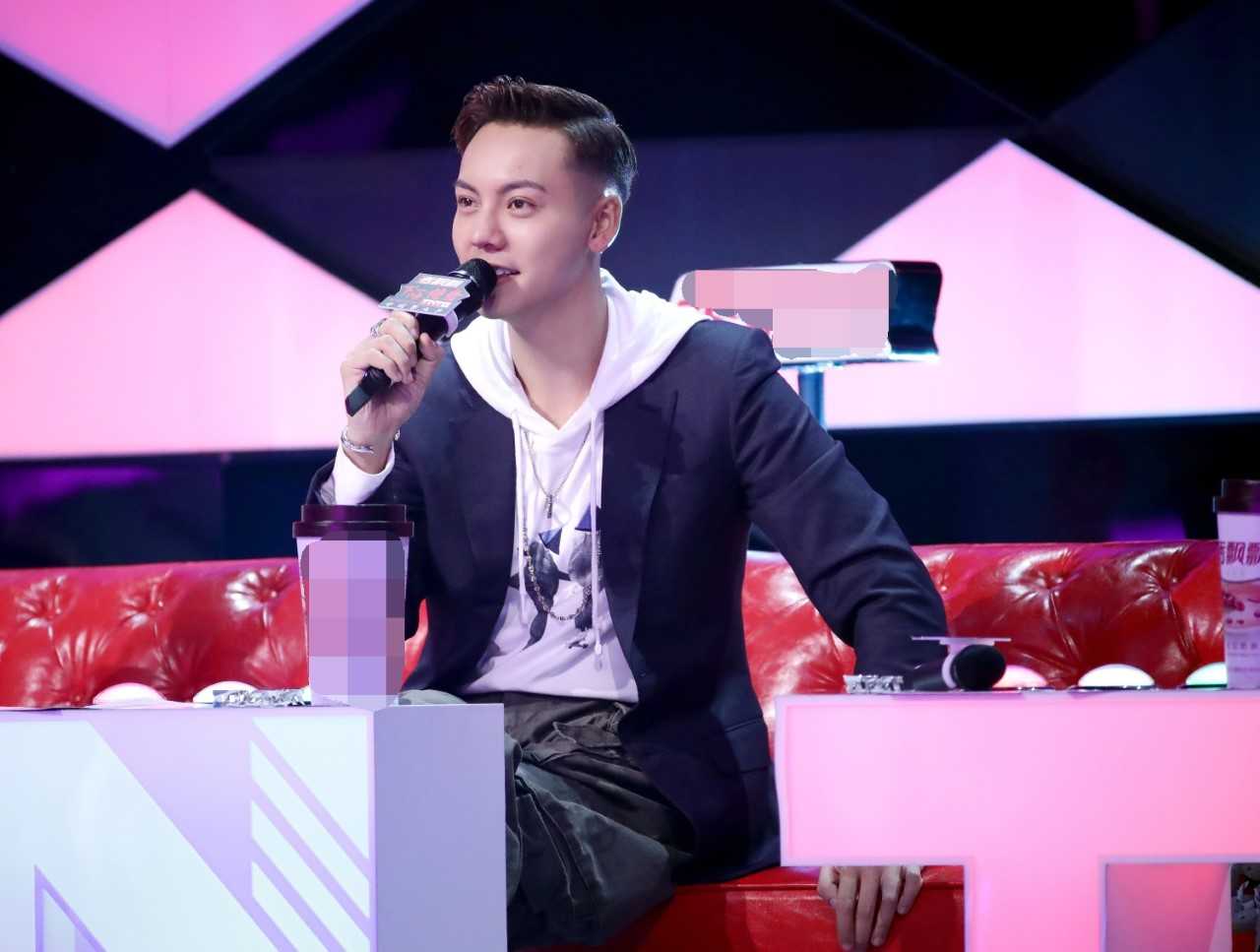 《下一站传奇》惊现刀马旦 周笔畅现场吊嗓曝隐藏技能