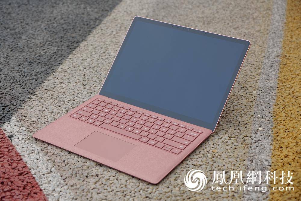 Surface Laptop 2体验：传统开合本中的颜值担当 | 凰家评测