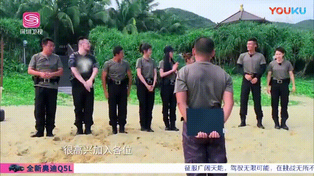 排爆机器人、两栖登陆船，这个大国情怀的节目太硬了