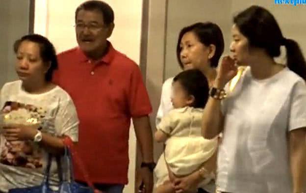 杨幂刘恺威离婚 小糯米更可能跟爸爸生活？