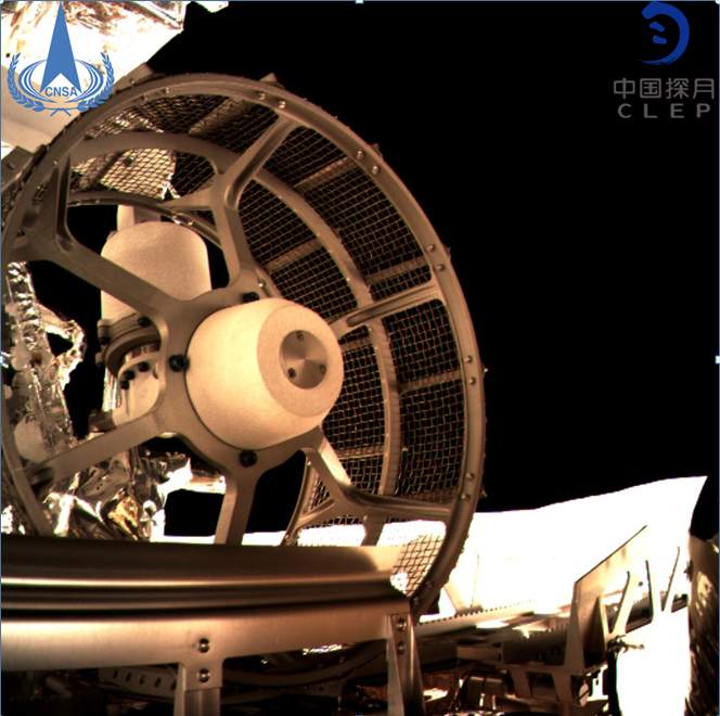 嫦娥四号月球车命名“玉兔二号”