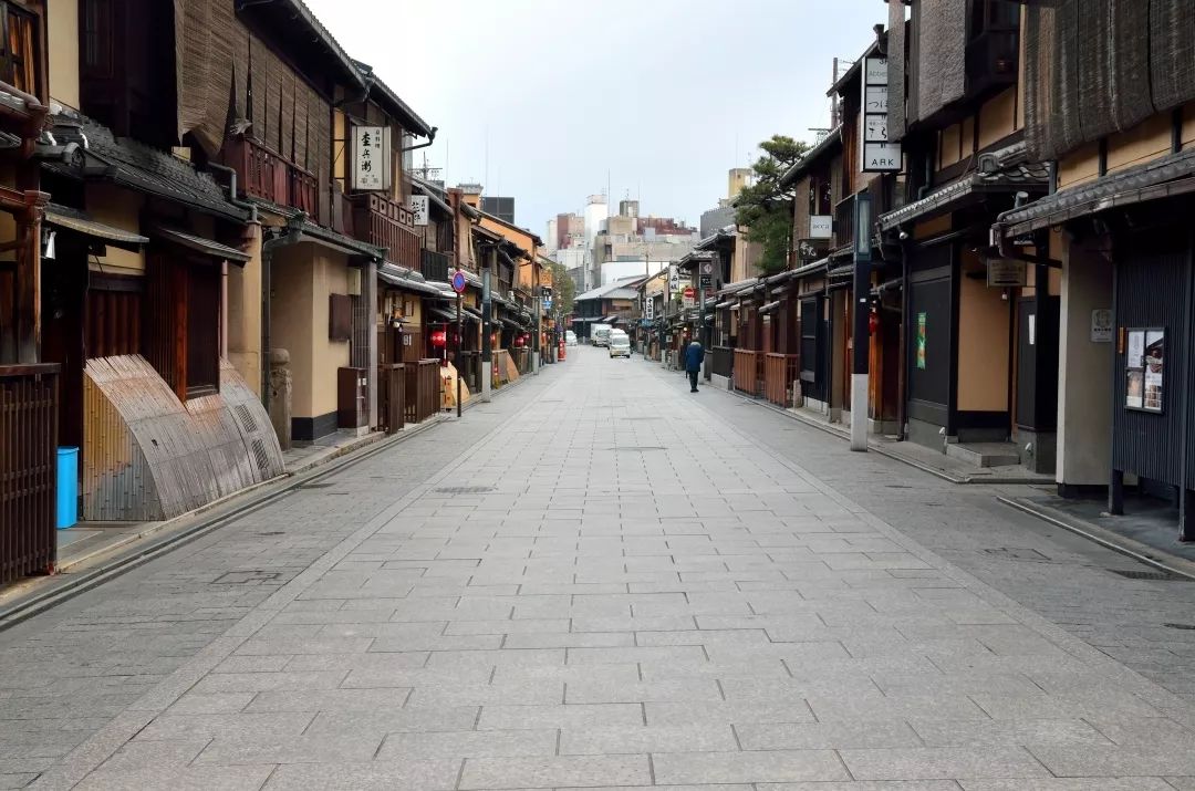 日本人口比中国更密集,为什么没有垃圾围城?