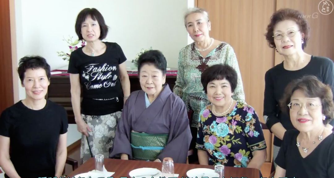 一辈子没结婚，7个单身女人同居10年…把老年生活过成诗