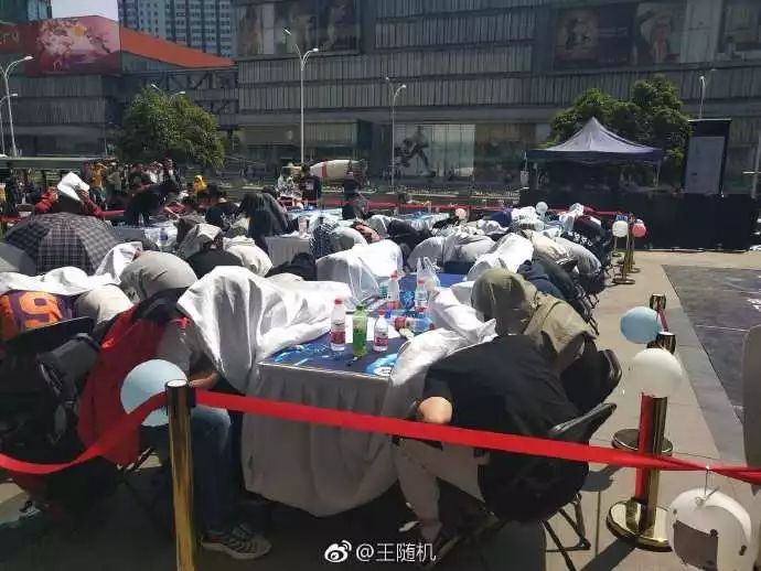 哈哈哈哈！这些迷惑行为真的笑到我满地找牙！