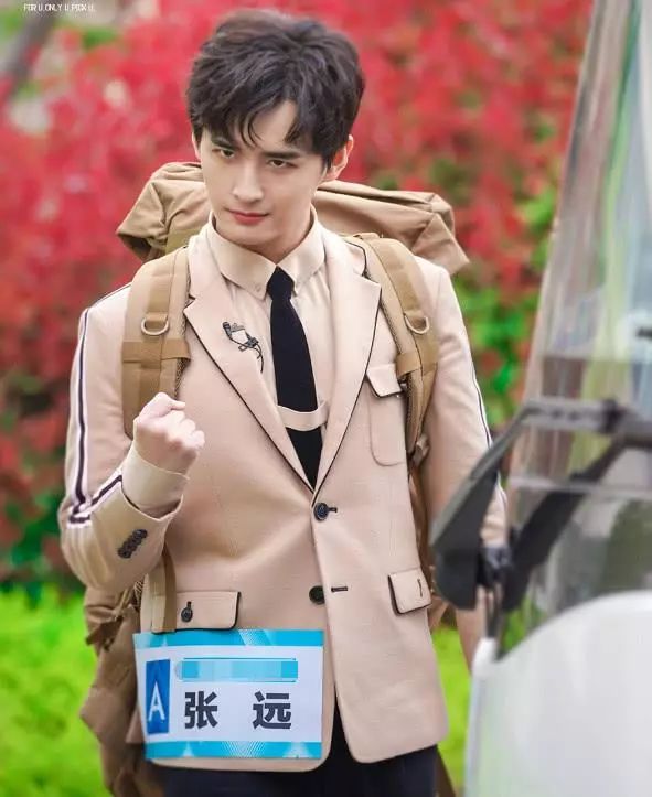至上励合，一个凭黑料翻红的男团
