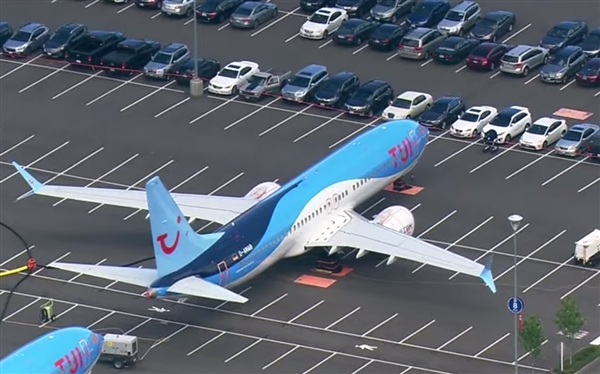 停飞致无法交付：波音工厂无奈征用员工停车场存放百架737 MAX