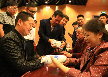 东台市博物馆开展鉴宝公益活动