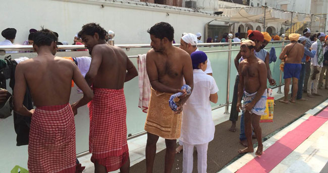 印度带回20张玩儿命照片