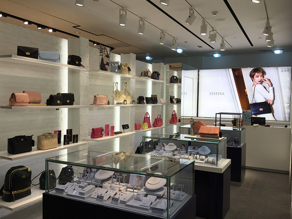J.ESTINA北京SKP店火爆开业 !