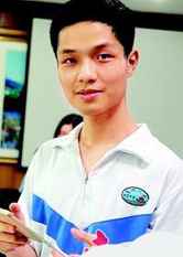 学霸何思远照