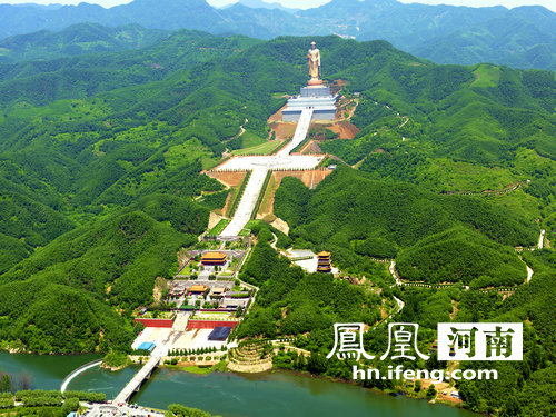 即日起购买尧山福泉门票就可免费游中原大佛或