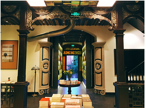 中国最酷的岛上书店 晓学堂·虫洞书店在鼓浪