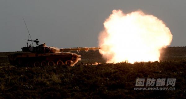 挑战极限射击 中国坦克赛比俄罗斯的还精彩