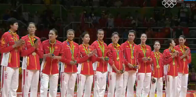 中国女排奥运夺冠 巴西竟再次升错国旗