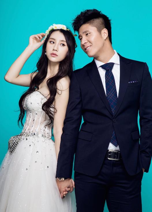 赵明剑和妻子。