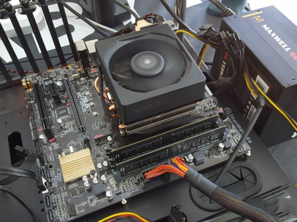 AMD新旗舰APU A12-9800 主频可超频至4.8GHz