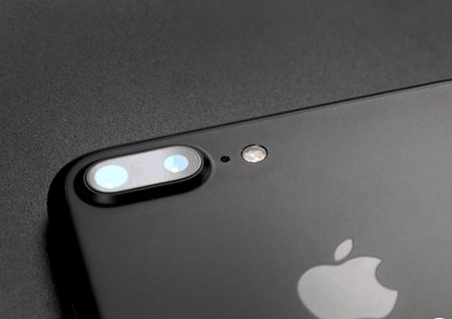 iPhone 7暴增至4颗闪光灯：拍照实测仍需优化