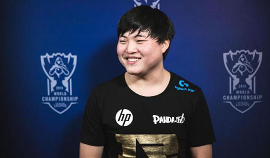 狂小狗Uzi问鼎最强ADC S6各路大神ADC对比_|狂小狗|UZIesports电子竞技_凤凰网