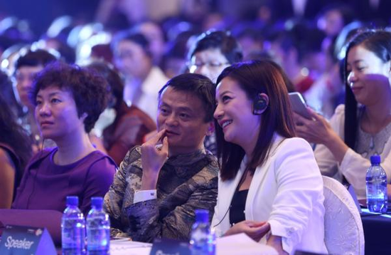 快讯:赵薇减持近8亿股阿里影业股份 持股降至