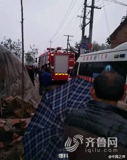 菏泽单县村民自建房屋时发生坍塌 4人死亡