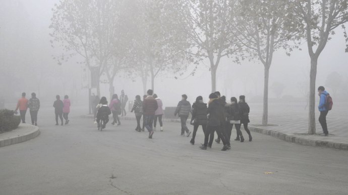 霾黄色预警：北京河北等部分地区有重度霾