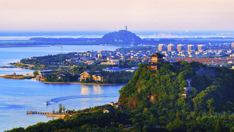 镇江GDP会被淮安超过么_镇江金山寺