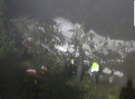 哥伦比亚警方确认坠机事件导致75人死亡，6人生还