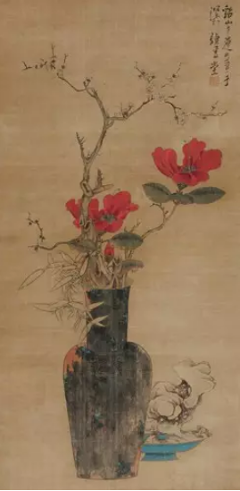 清供图 “清供”，又称清玩，由佛前供花发展而来。最早是以香花蔬果替代告朔之牛羊，而后发展成为包括金石、书画、古器、盆景在内，一切可供案头赏玩的文雅物品的统称。（图片均来源于中国文物网）