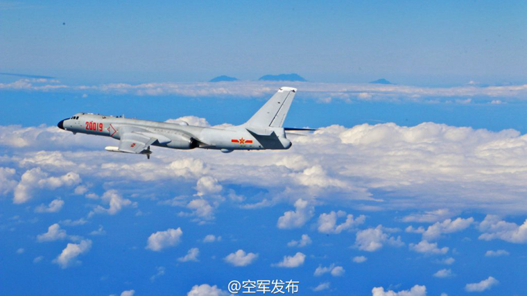 中国空军回应战机绕飞台湾：合情合法 继续飞