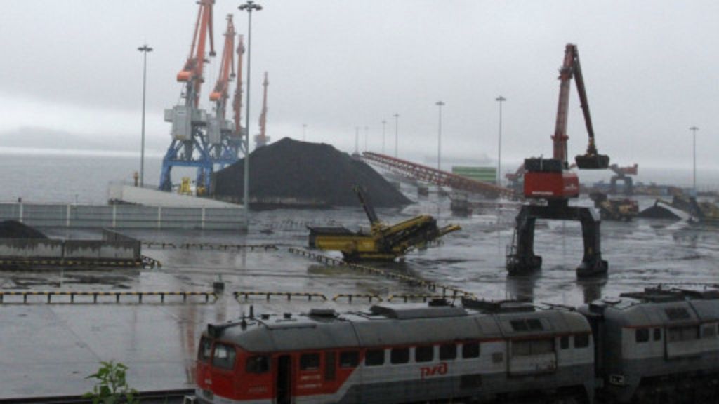 中国执行安理会对朝制裁决议：暂停进口朝鲜煤炭