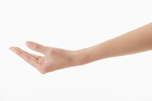 手臂内侧三个护心穴