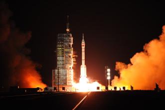 中国人定了个“小目标”，到火星和月球去