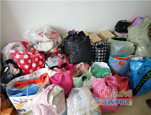情暖寒冬 宜春职院开展衣+人爱心捐赠_江西