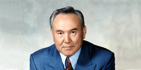 哈萨克斯坦总统承诺修宪让渡部分总统权力