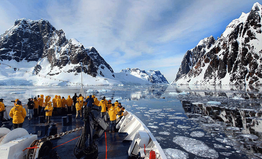 人均花费10万 在南极过年是一种怎样的体验？