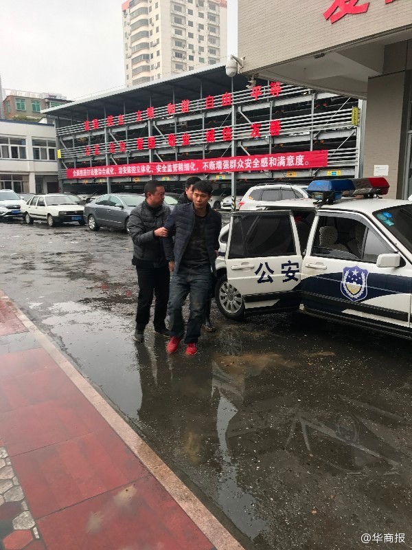 陕西两姐妹家中遇害 疑犯藏山洞内被抓