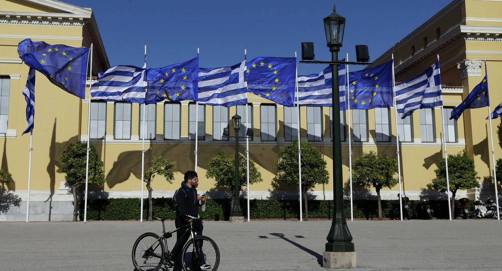 外媒:三分之一的希腊人完全不交税