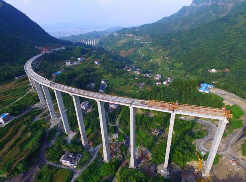 张家界港洽周 将有14个重点旅游投资项目签