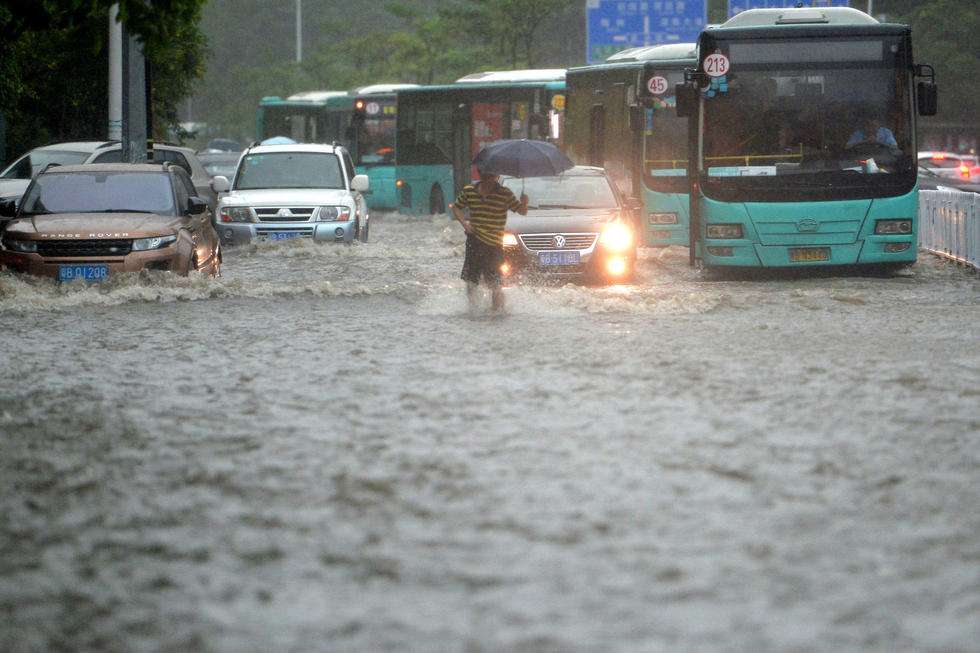 深圳发布暴雨黄色预警 全市进入暴雨戒备状态