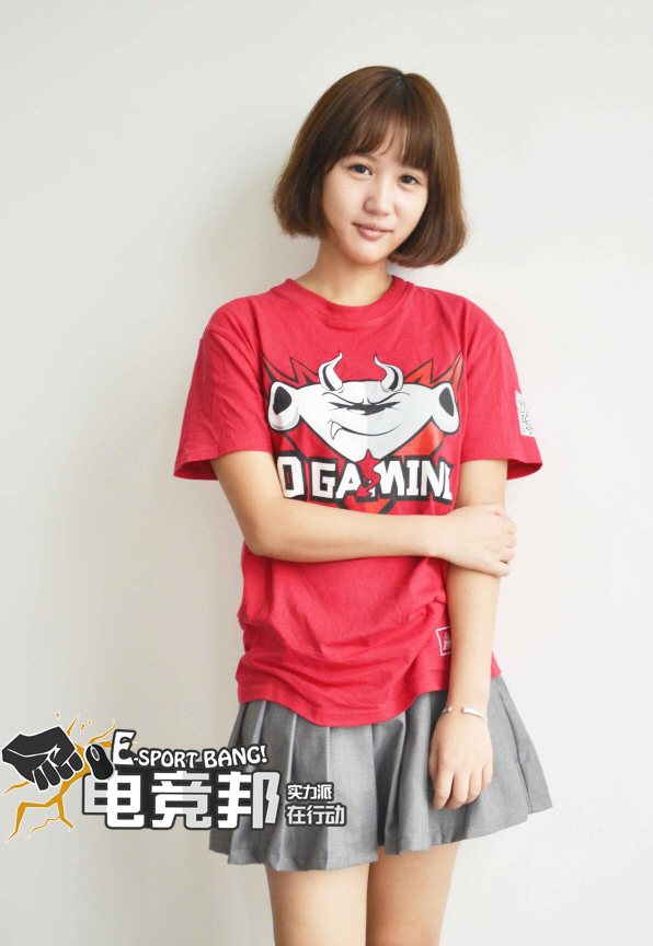 JDG京东女子战队:高颜值热议下的沉静女子军