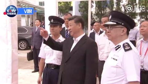 习近平：香港警队了不起