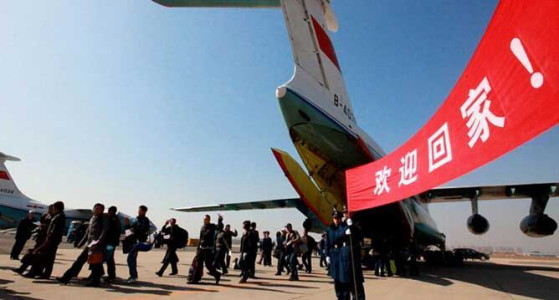 从《战狼2》看护照千年演变 聚焦老陕家门口的签证中心