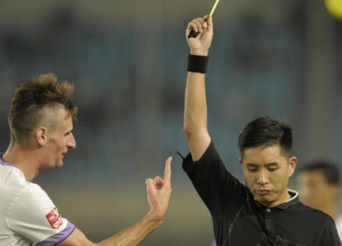 怎么看外国职业联赛 2fecc0b55313fd3_size15_w491_h353.jpg