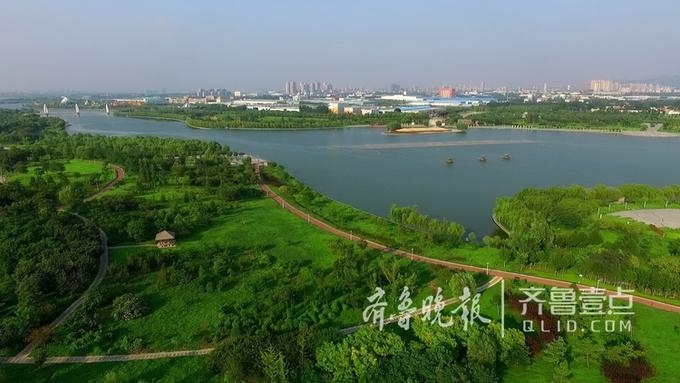 初秋章丘绣源河风景区美如仙境