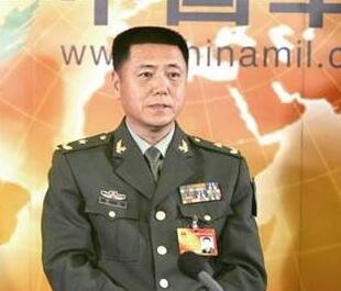 苗华担任中央军委政治工作部主任