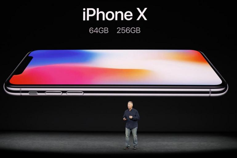 路透社：新款iPhone将助苹果市值在年内突破1万亿美元