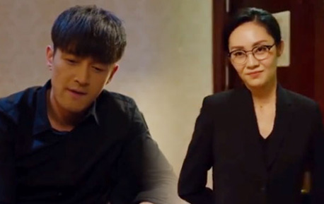 《猎场》深夜胡歌被女同事灌酒 孤男寡女共处一室