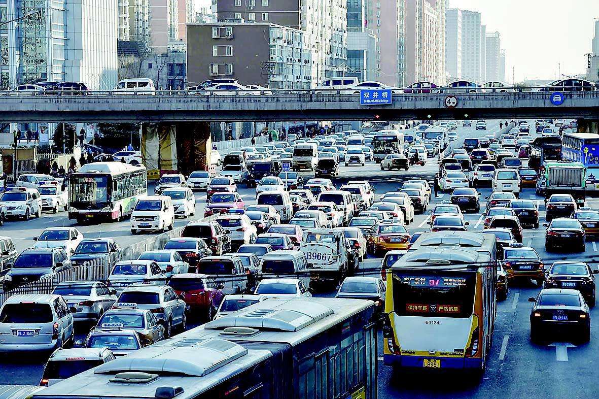 北京明年电动车指标多于燃油车 燃油车将变成10万